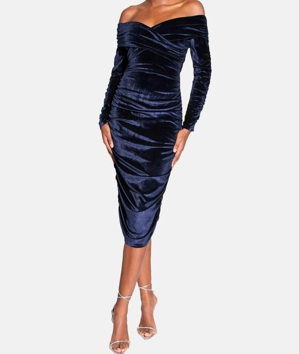 Lipsy Bardot dopasowana sukienka w kolano