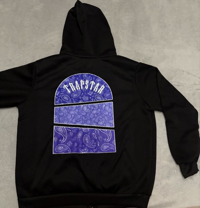 Спортивна кофта трепстар . Розмір М. Матеріал хлопок