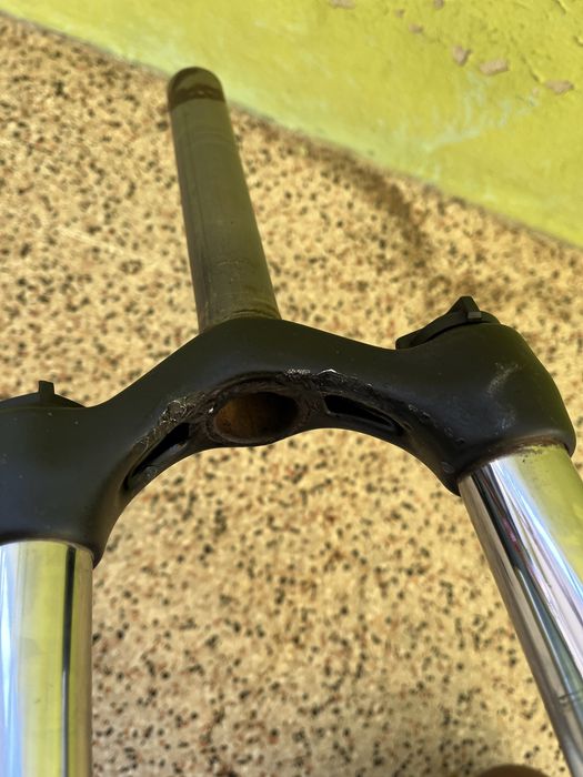 Suspenção Manitou AXEL aro 26