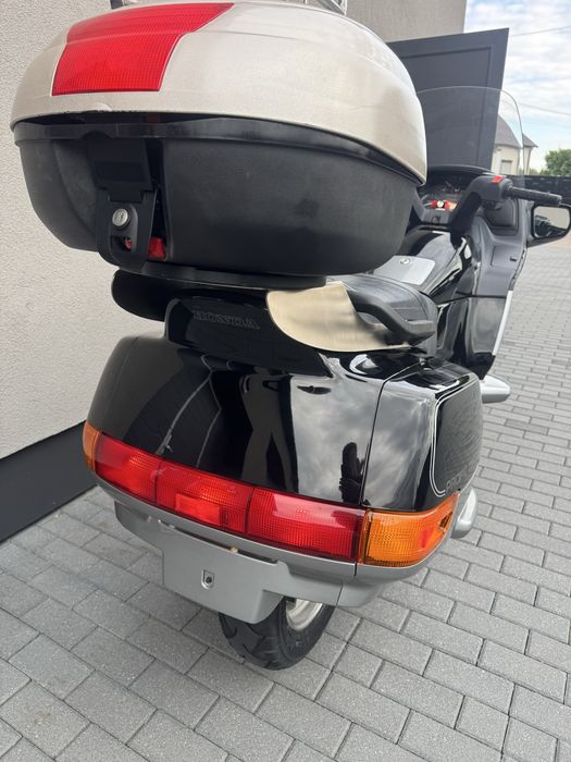 Honda PC800 Rezerwacja