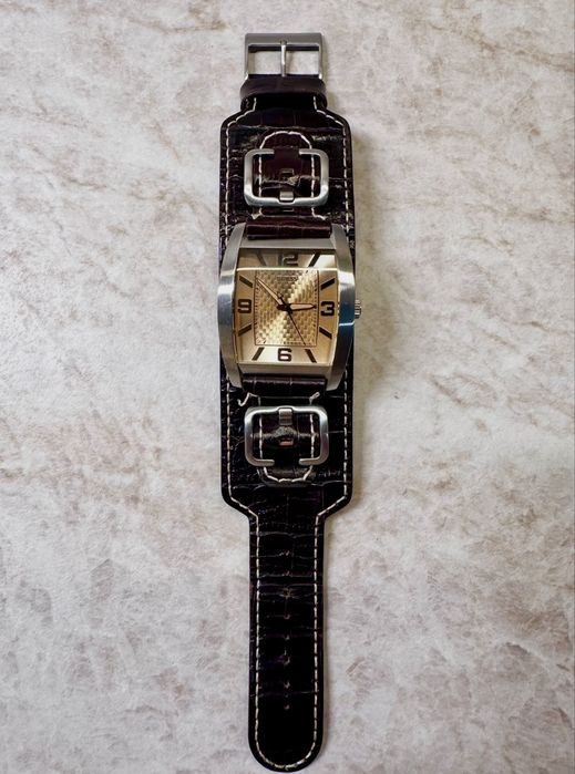 Zegarek Guess Power Up W0186G2