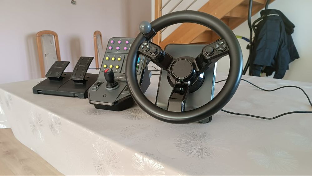 Kierownica do gier Logitech Saitek Heavy Equipment Bundle