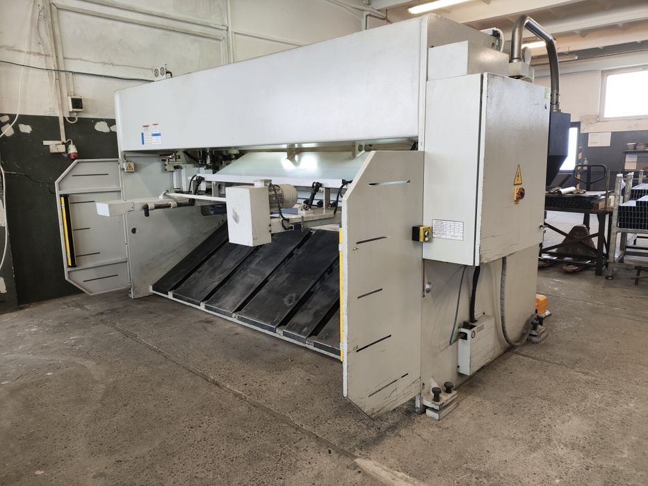 Gilotyna nożyce gilotynowe hydrauliczne cnc hvr 6x3100mm