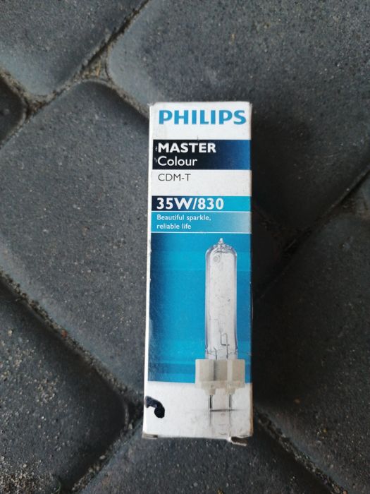 Philips żarówka MASTERcolour CDM-TC 35W/830