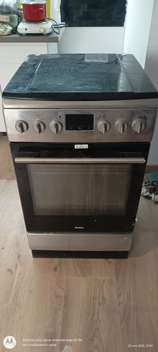 Sprzedam kuchenkę Amica parę razy używana.