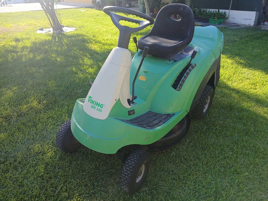 Tractor corta relva Viking MR 340