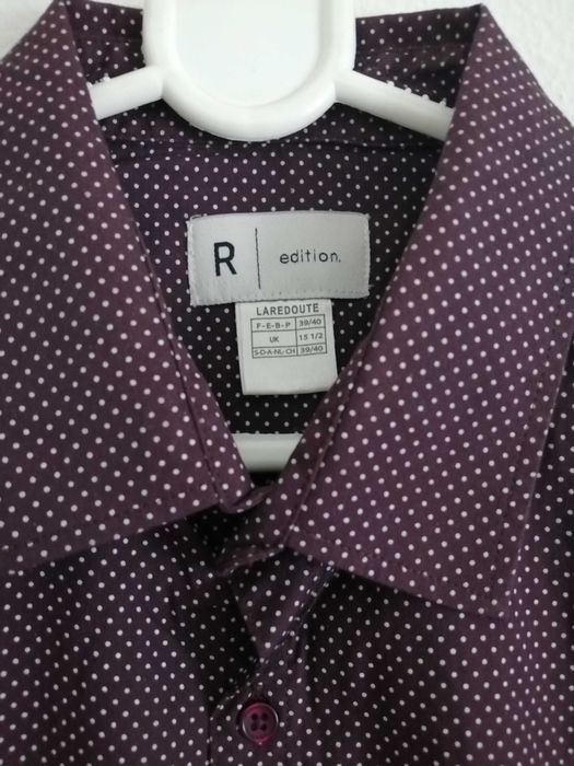 Camisa estampada às bolinhas