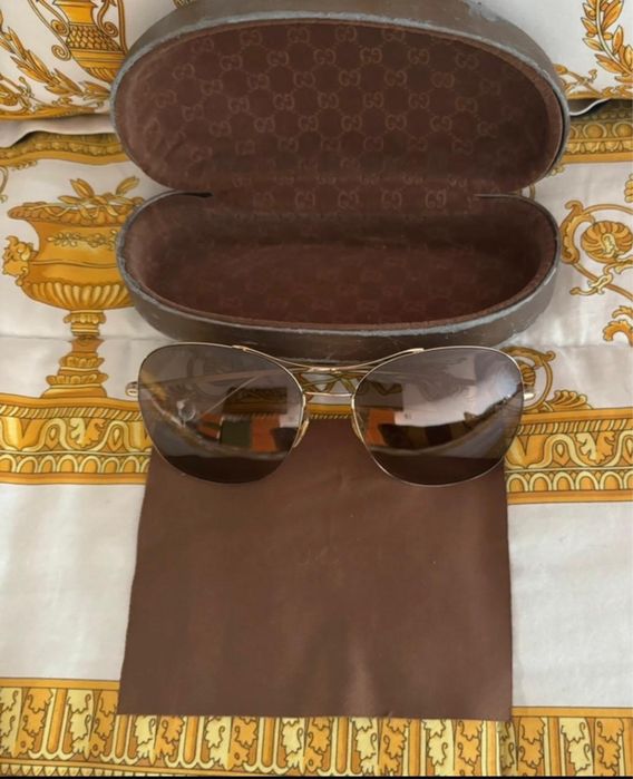 Óculos Gucci Dourados Ref: GG4253/S