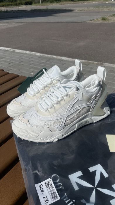 Кросівки off-white 39 розмір