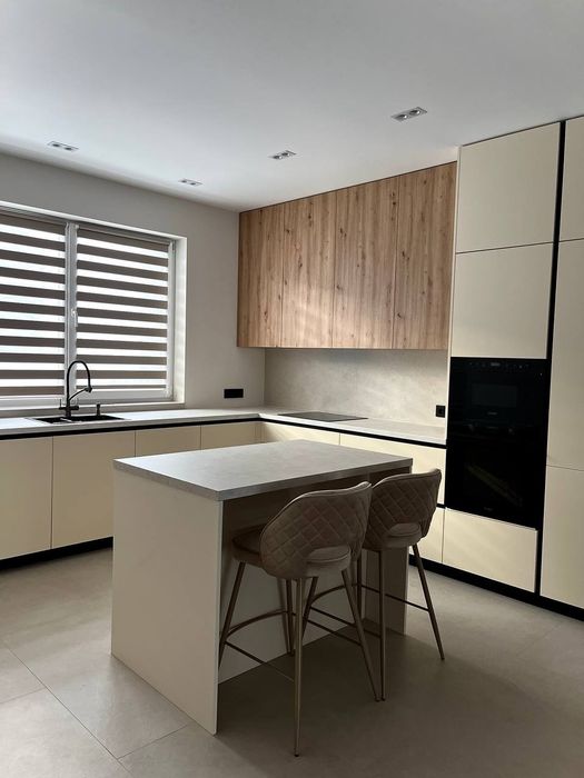 Оренда трикімнатного таунхауса New Village