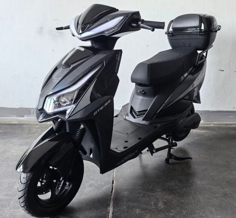 Електроскутер Corso GTS-RR, знімний акумулятор літій-залізо-фосфатний