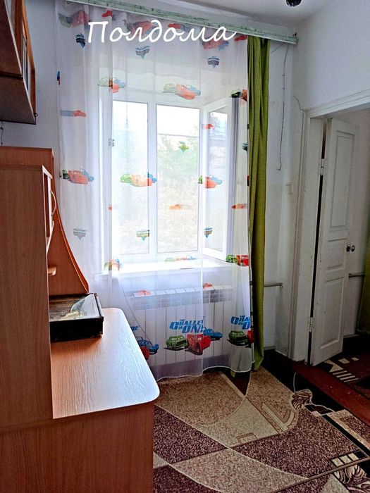 Газифицированные полдома и жилая времянка