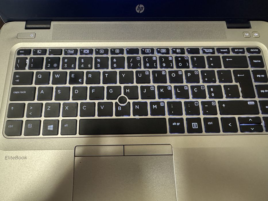 HP EliteBook 840 G3 14" i5 8GB RAM SSD 240GB HD Graphics 520