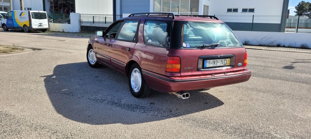 Ford Scorpio SW 2.0 i Ghia