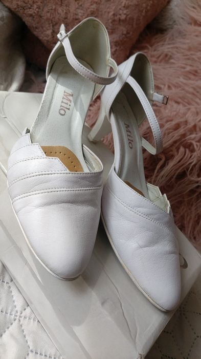 Okazja!Piękne buty ślubne rozm.39