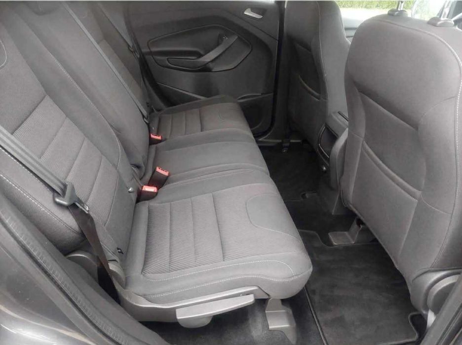 Ford Kuga 2015 1.5 Benzyna