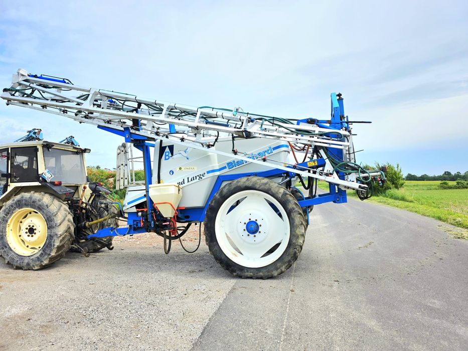OPRYSKIWACZ ciągany Kuhn BLANCHARD Grand Large 3200 28m/27m/24m