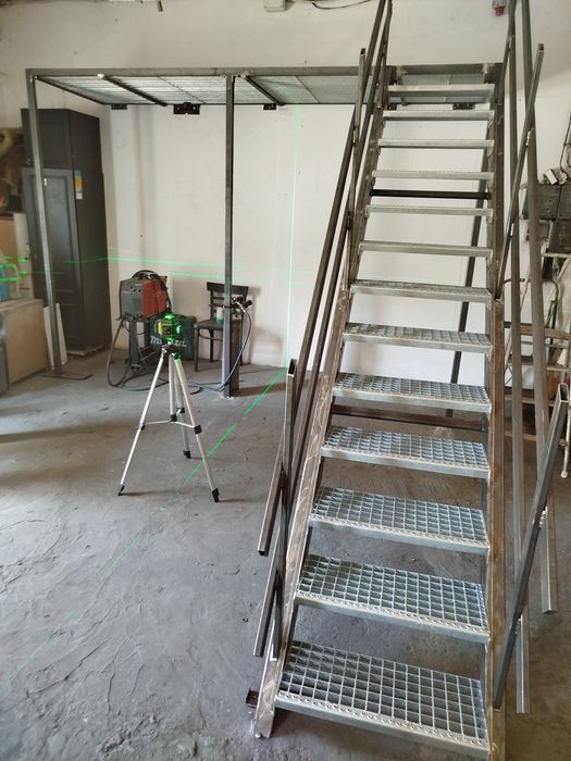 Malowanie proszkowe,piaskowanie,spawanie MigMag oraz  aluminium