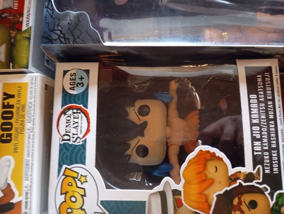 Pop Figures e bonecos