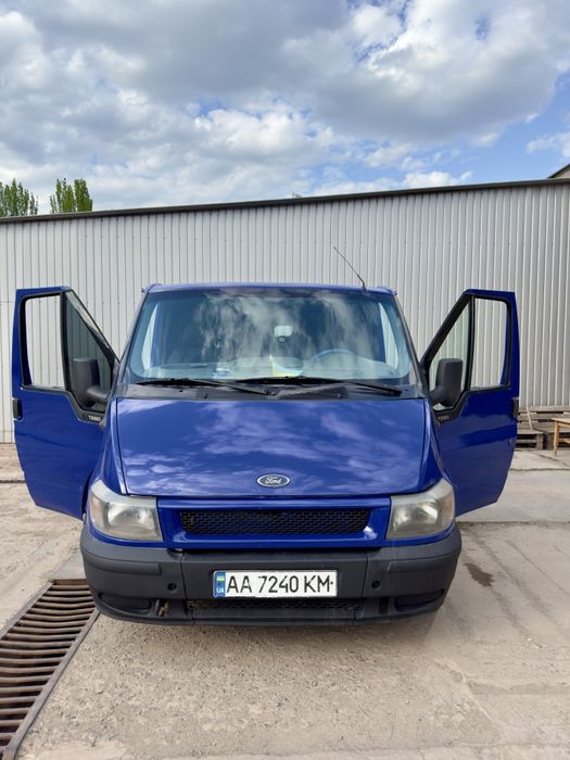 Ford Transit 2001 року 2.0дизель. груз.