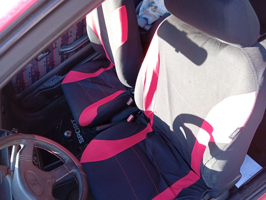 Carro Peugeot 106 gasolina