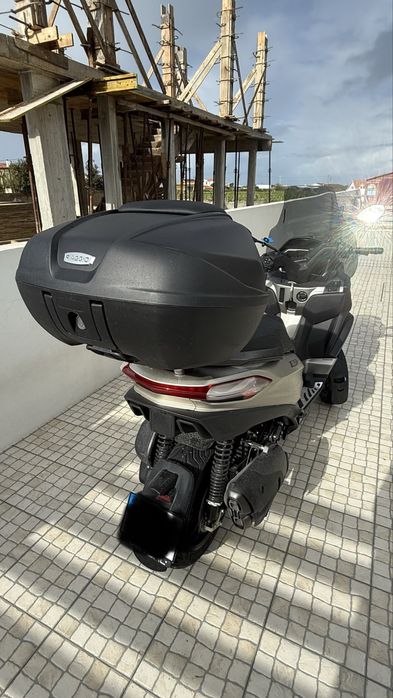 Piaggio MP3 HPE Exclusive