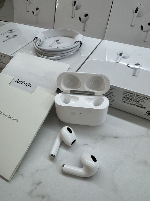 Навушники AirPods 3