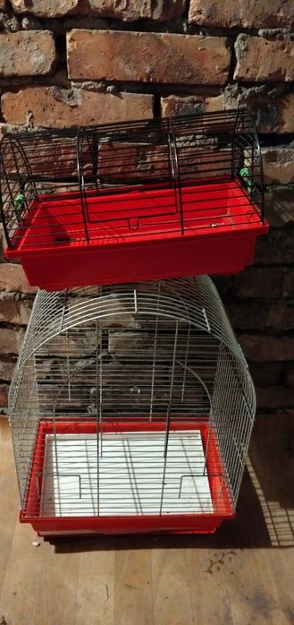 Dwie klatki szukają nowego właściciela