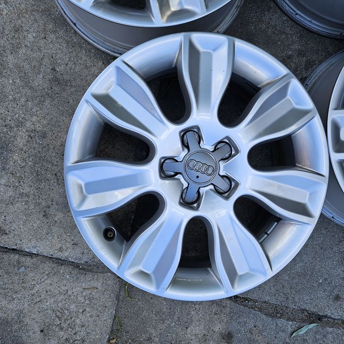 Alufelgi 16 Audi A1 Audi A2 5x100 ET30