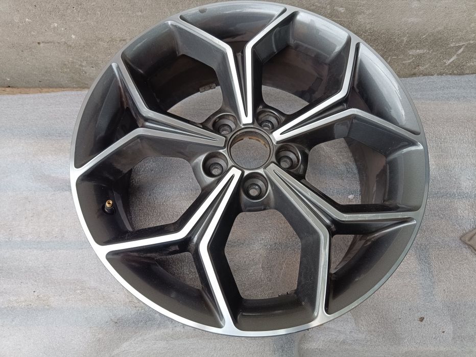 Ssangyong korando felga pojedyncza 18 cali ładna wysyłka