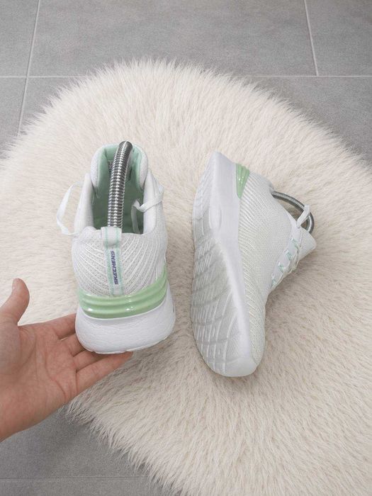 Жіночі стильні кросівки бренд оригінал Skechers. Р. 40 (26см)