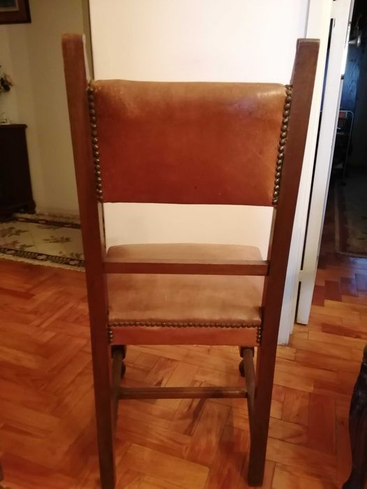 Conjunto de 2 cadeiras Vintage, em pele (Excelente estado)