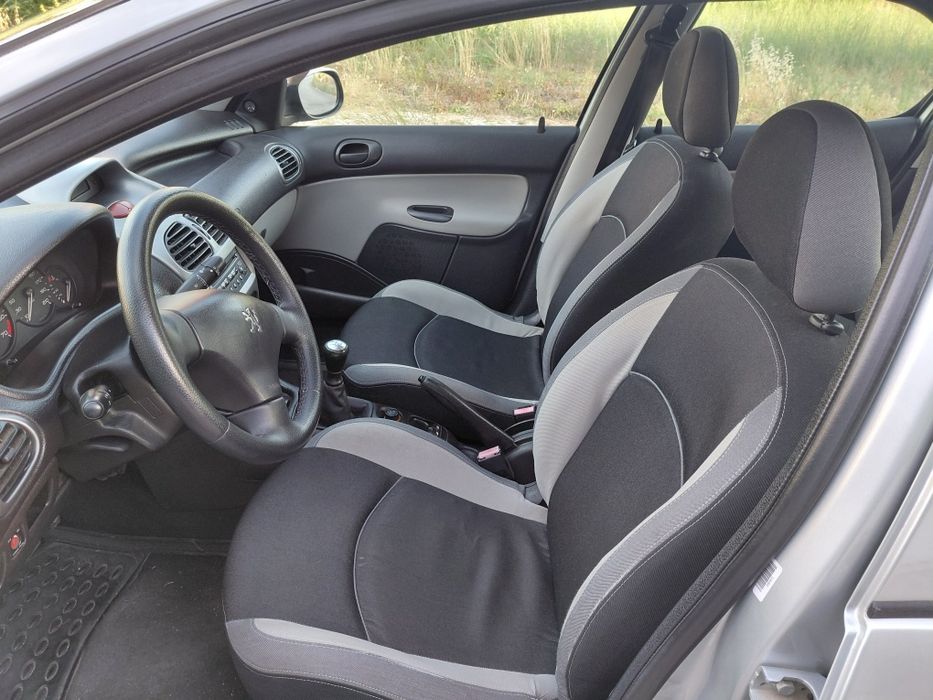 Peugeot 206 — fotografia 6