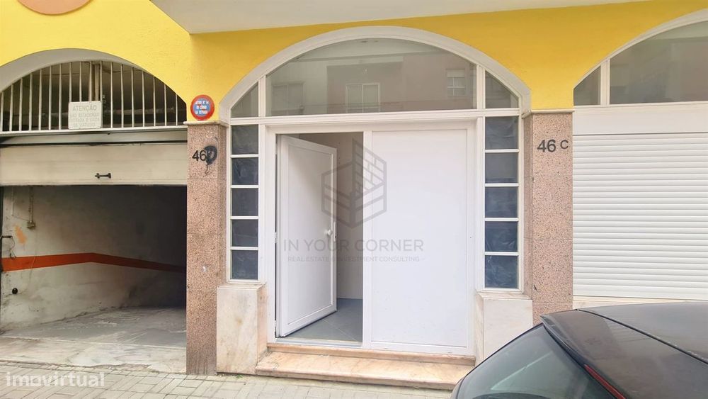 T2 em Conversão com Logradouro e Garagem Privativa – Oportunidade na A