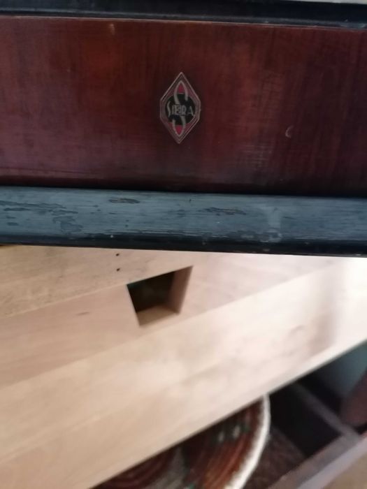 Rádio siera antigo