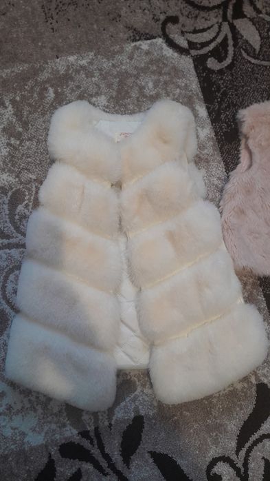 Речі для дівчинки куртка жилетка