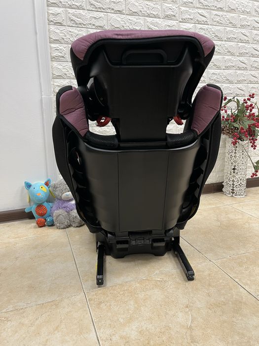 Автокрісло Recaro Monza Nova 2 Seatfix Група 2/3 (15-36кг)