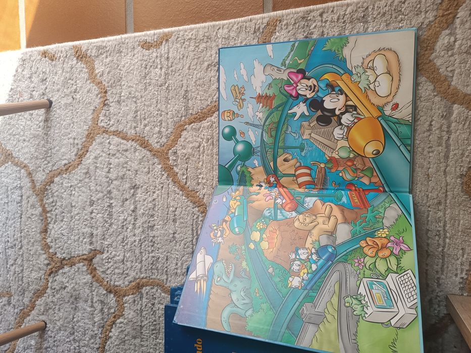 Coleção de livros "o maravilhoso mundo do conhecimento" Disney