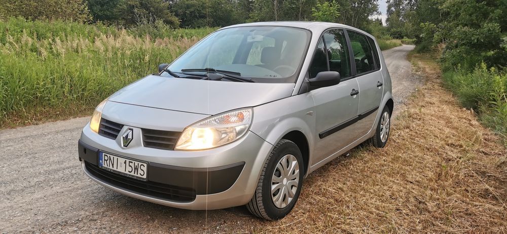 Renault Scenic II 1,5 dci sprawny w dobrym stanie.