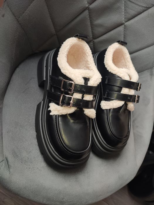 Обувь лоферы утеплённые