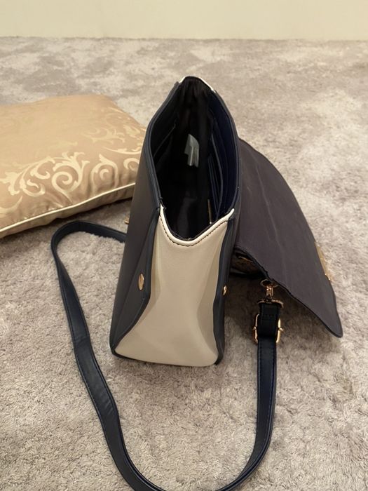 Torebka orsay biało granatowa