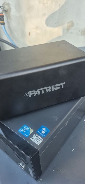 Patriot Corza NAS, dwudyskowkowa zewnętrzna stacja sieciowa (Network Attached Storage) na dyski 3,5" SATA.