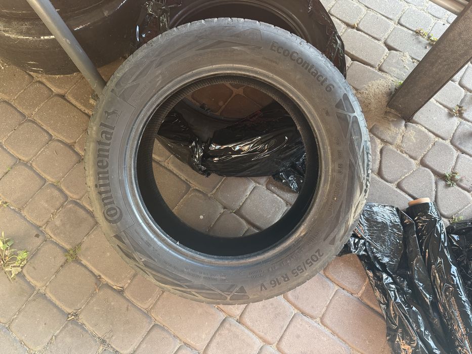 Continental Eco Contact 6  205/55/16