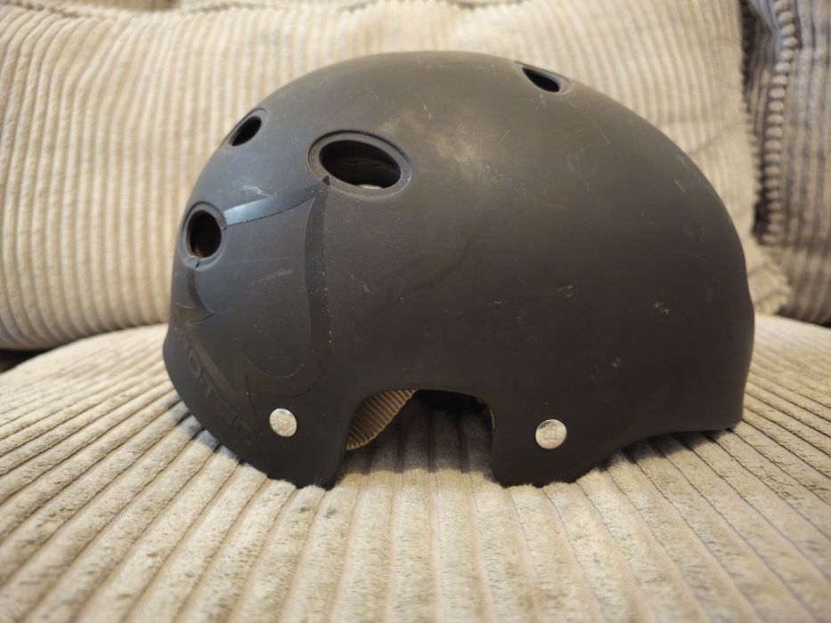 Kask ochronny Pro Tec