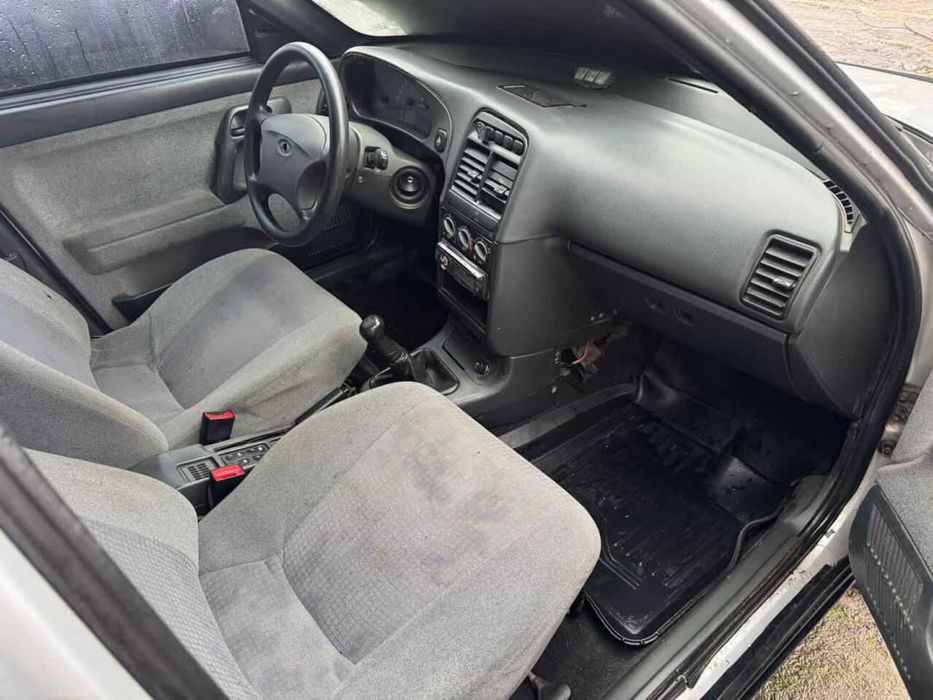 Ваз 21104 2009 рік