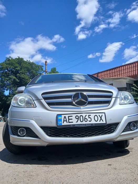 Продам мерседес В 180