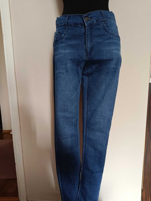 Spodnie jeansowe damskie