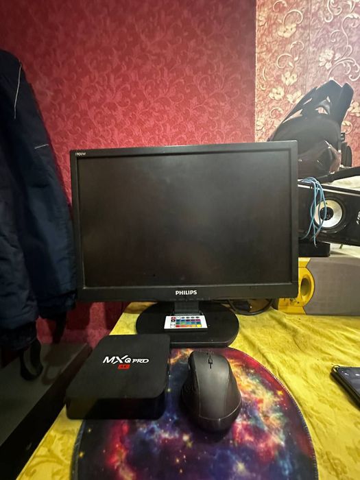 Продам монітор PHILIPS з приставкою