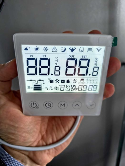 Dotykowy sterownik pomp ciepła Hisense Sunrain Midea Aux