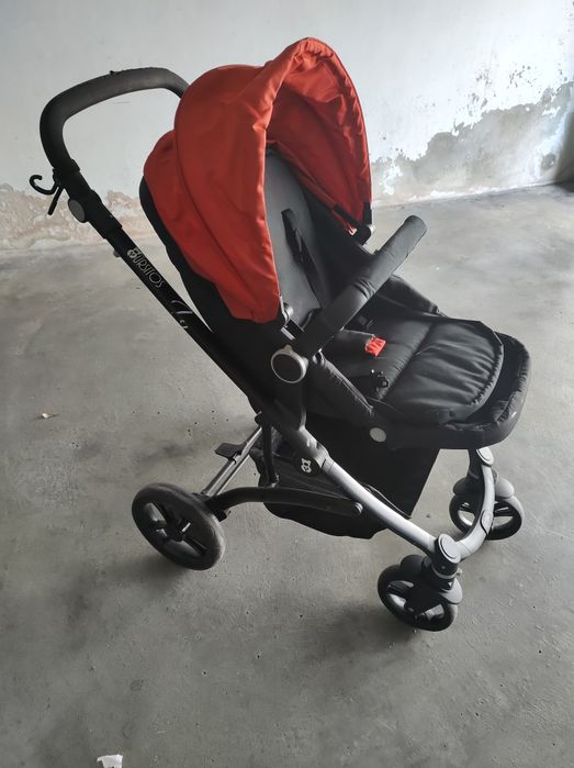 Carrinho de bebé 2 em 1 -Alcofa e carrinho de passeio